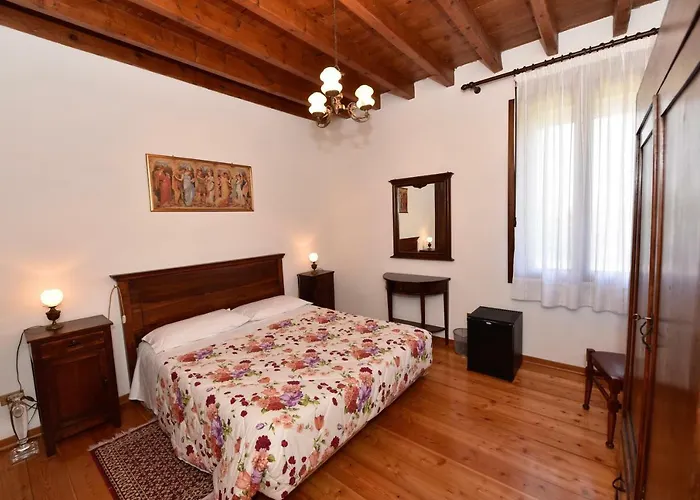 Kiwi Bed & Breakfast 3*